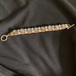 Leather and stone bracelet